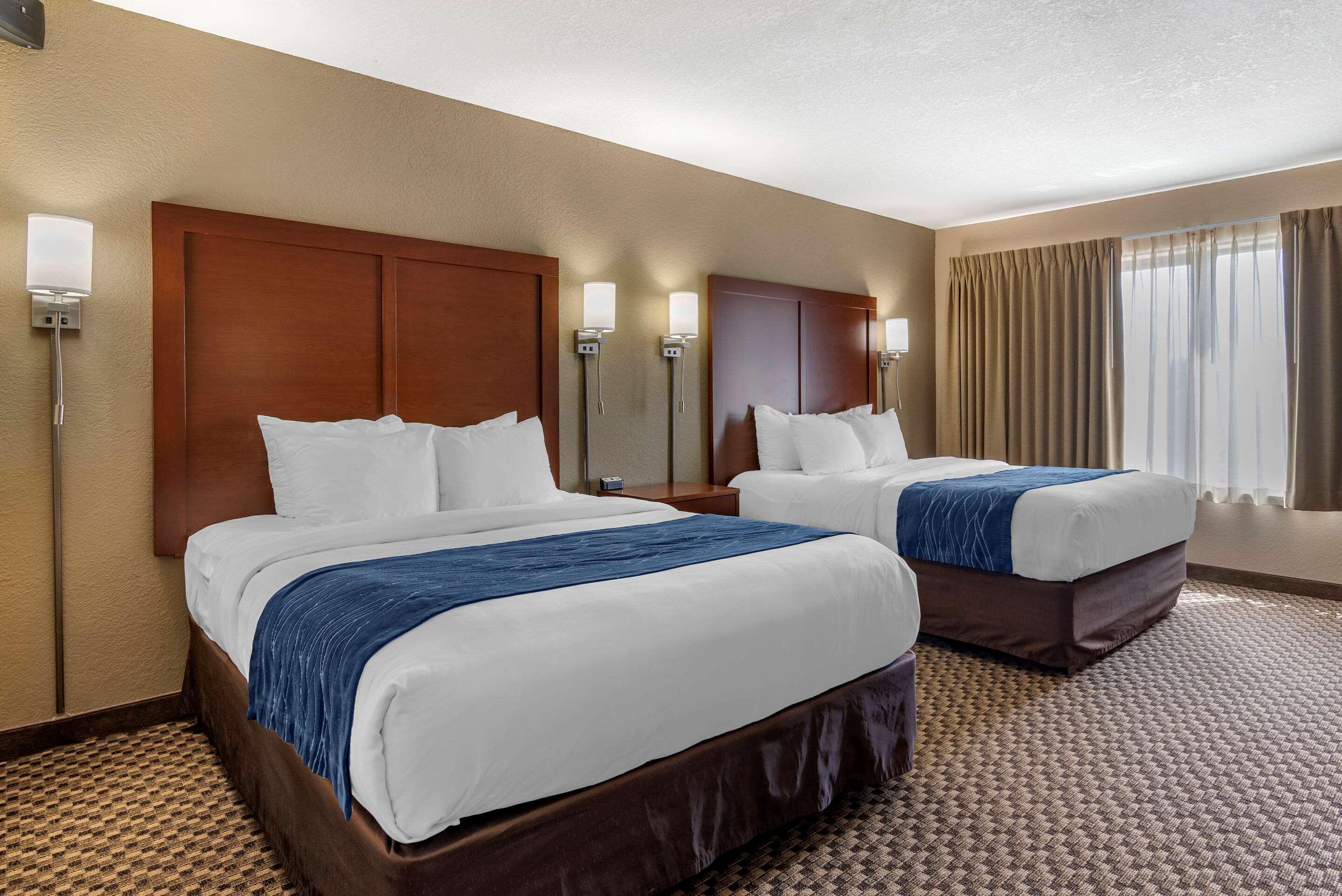 Comfort Inn & Suites Blue Ridge Exterior foto